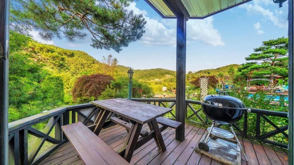 Tasha'S Garden Pet Friendly Pension Hongcheon Εξωτερικό φωτογραφία